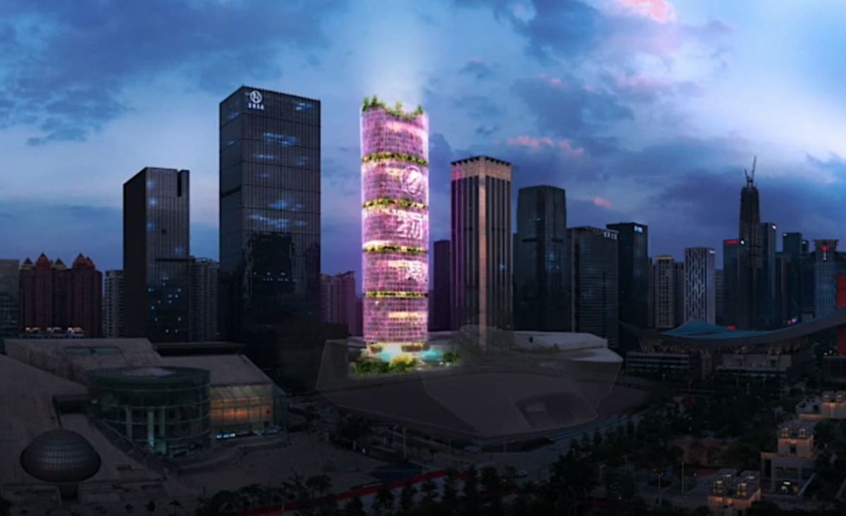 Towering Over the City, This 'Farmscraper' Will Produce 270 tons of Food from Hydroponics on 51-Stories