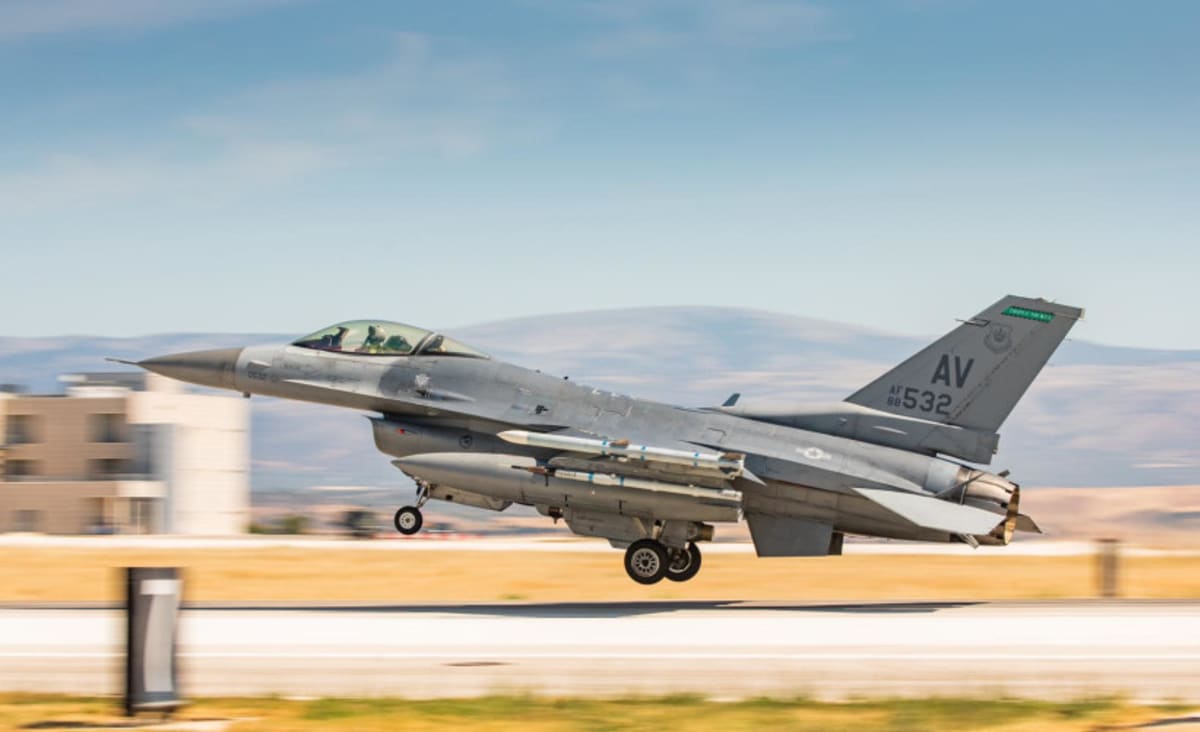 Turkey's Erdogan says US proposed F-16 sales in return for F-35 funding