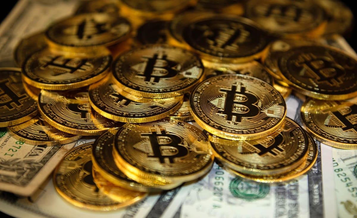 Salvadorenhos estão convertendo seus dólares americanos em BTC à medida que aumentam o interesse no Bitcoin - Criptonizando