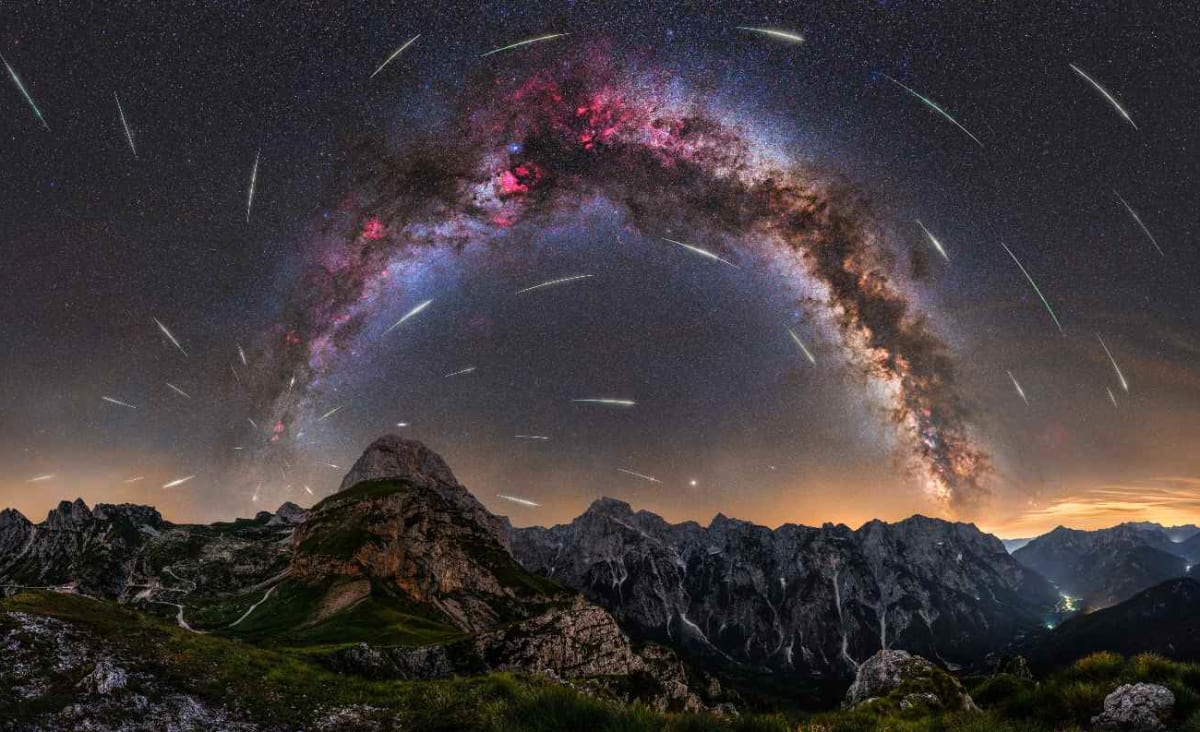 Photographer Captures the Incredible Peak of a Meteor Shower as Sparks Are Seen Shooting Across the Night Sky