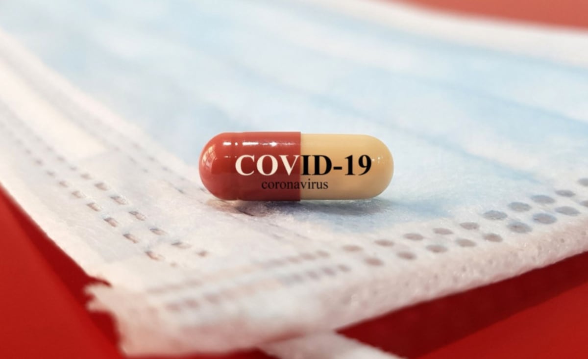The World's First Antiviral COVID-19 Pill Was Just Approved In the UK