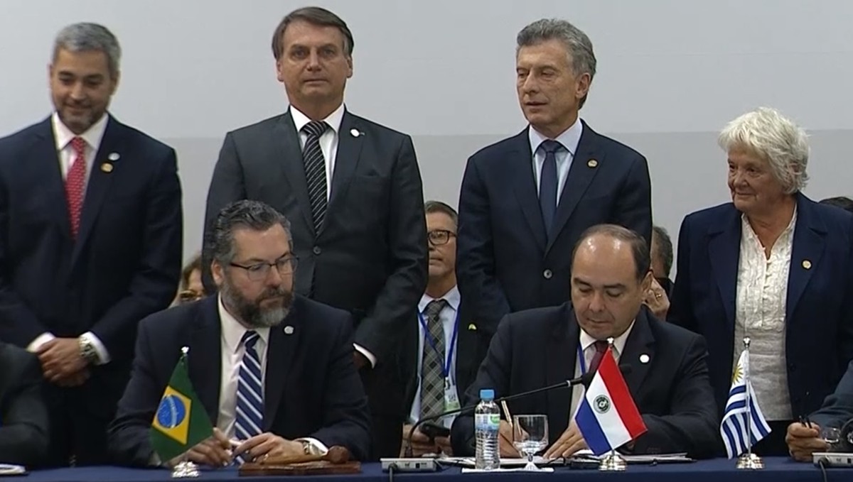 Países do Mercosul aprovam dobrar o limite de isenção de bagagem para US$ 1 mil