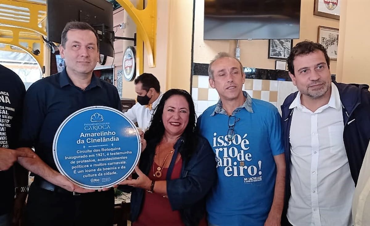 Amarelinho da Cinelândia ganha placa de Patrimônio Cultural Carioca em sua reabertura