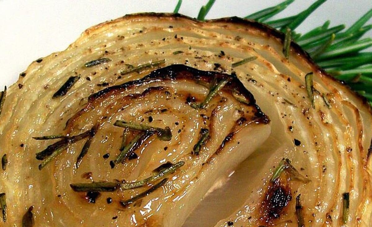 Onions Baked with Rosemary and Cream