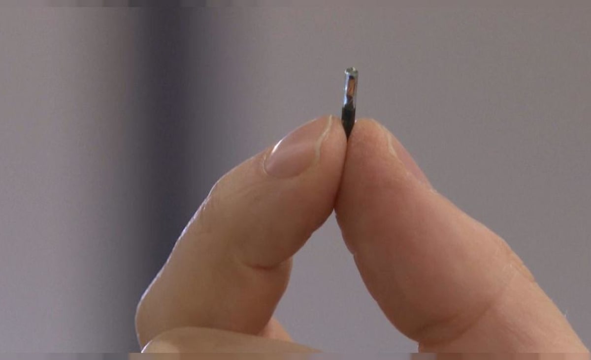 Novo micro-chip pode armazenar Passaporte COVI no braço