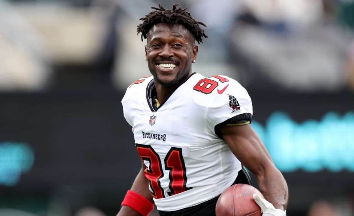 Will Antonio Brown be given another chance in the NFL? Here are four teams that could use WR help in 2022