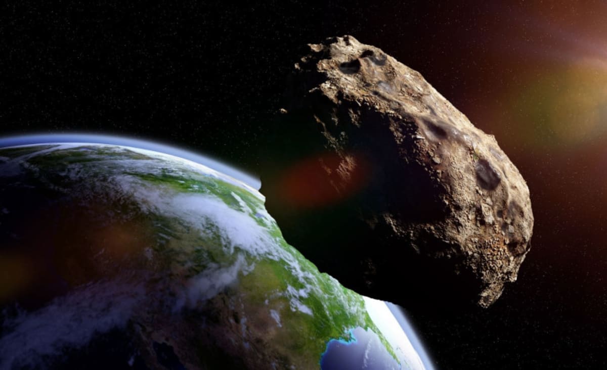 A Massive Asteroid Will Fly Past Earth at Over 47,000 Mph Next Week