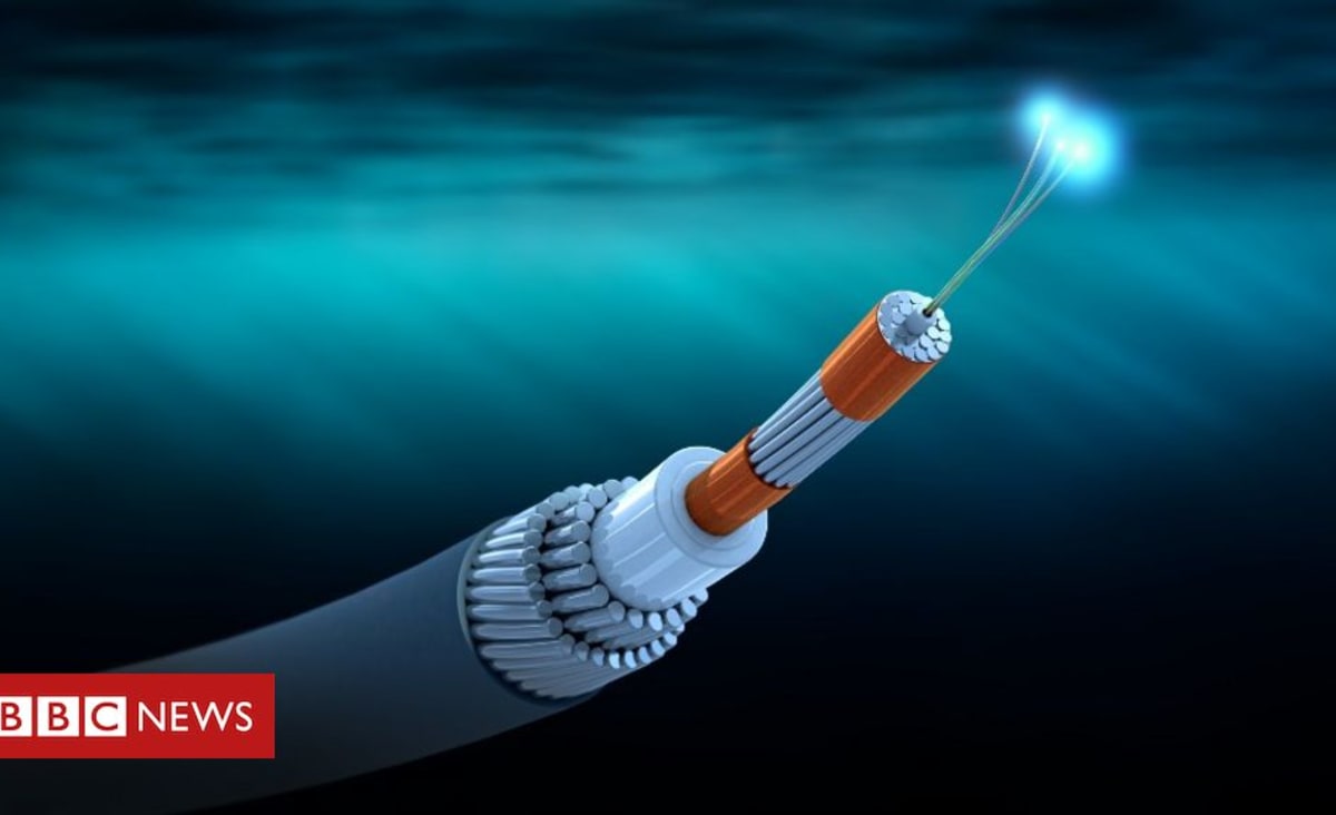 Como vulcão em Tonga mostra vulnerabilidade de cabos submarinos que conectam o mundo - BBC News Brasil