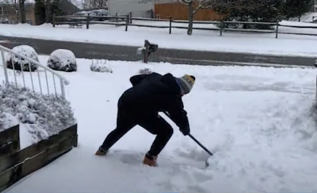 High School Athletes Shovel Snow For Their Neighbors as Special Weightlifting Assignment for Football Team