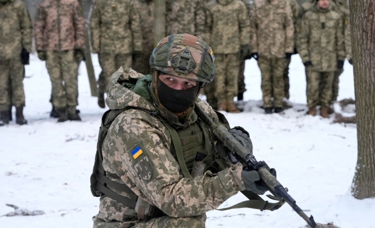 NATO ups presence in Eastern Europe, riling Russia
