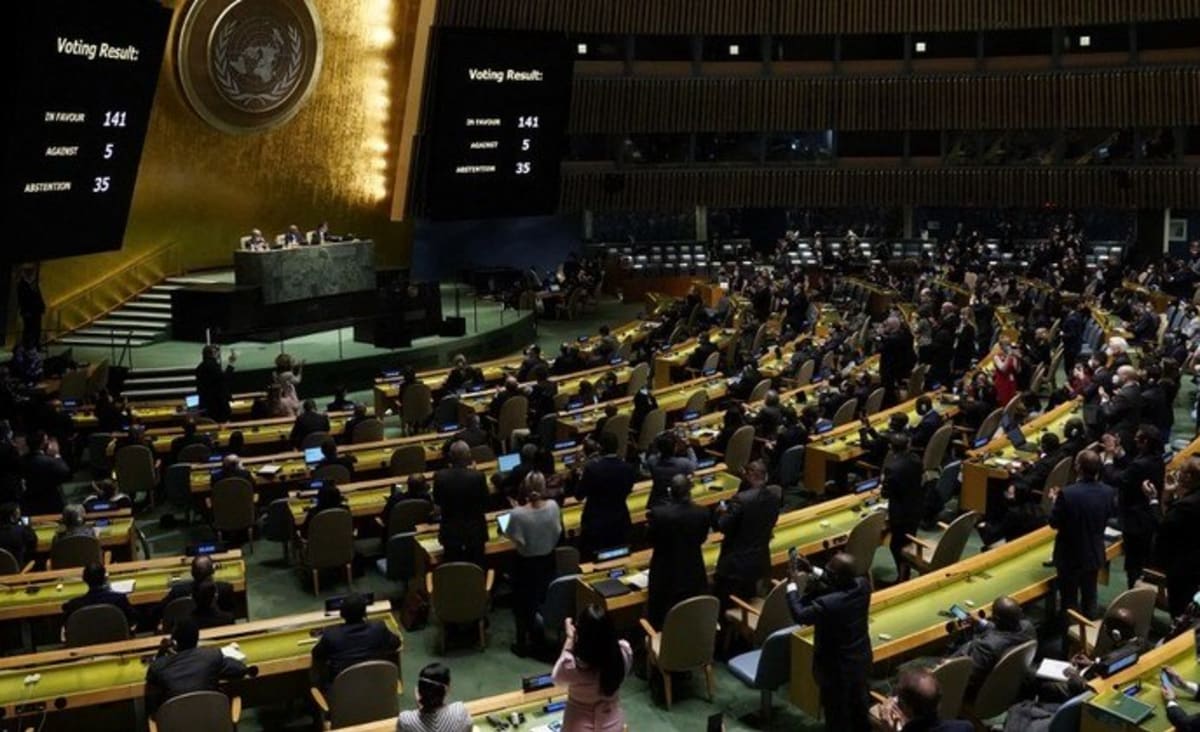 Com voto do Brasil, ONU aprova resolução contra invasão russa da Ucrânia