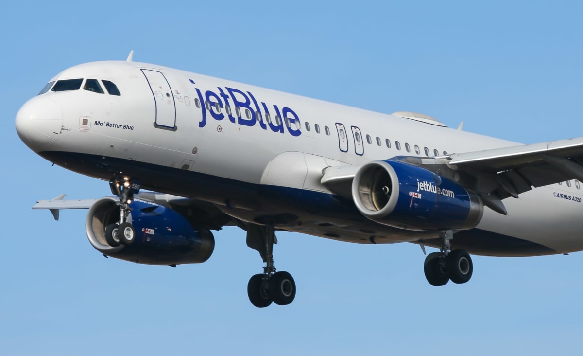 Deutsche Bank downgrades Jetblue and says the airline stock could be stuck for a while