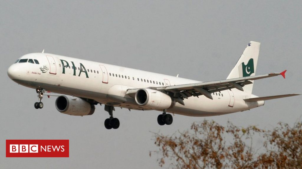 Pakistani pilots grounded over 'fake licences'