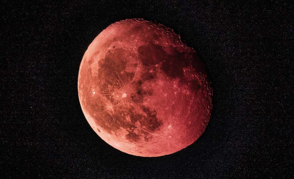 A Total Lunar Eclipse is Coming With a Flower Blood Moon – How to See the Night Sky Spectacle