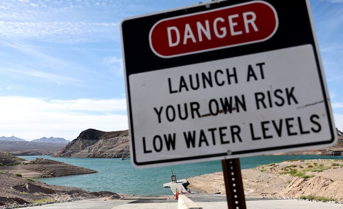 Climate change is helping to reveal Lake Mead's secrets — including dead bodies