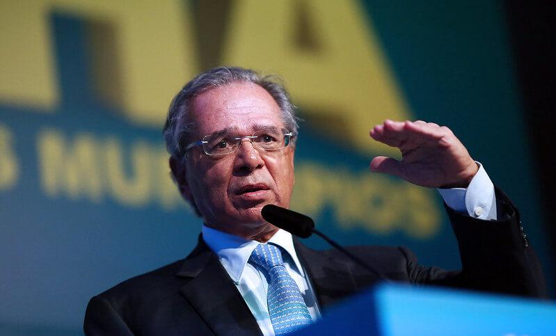 Brasil está no caminho de ter rating elevado, diz Guedes
