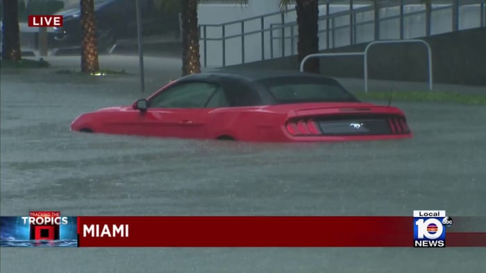 Flooding issues impacting several areas of Miami-Dade