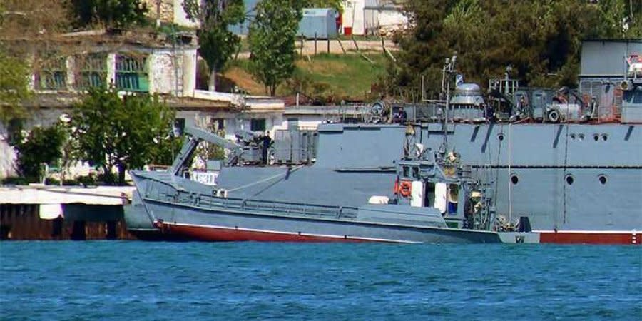 Russian assault ship hits mine near Mariupol — Odesa Oblast authorities
