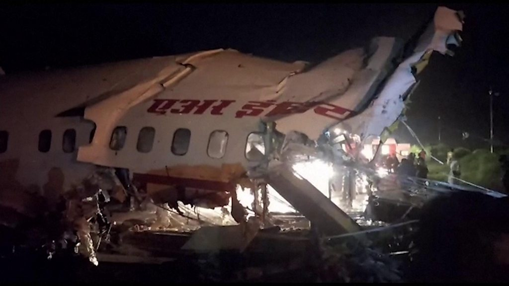 Air India jet breaks in two in Kerala killing 16