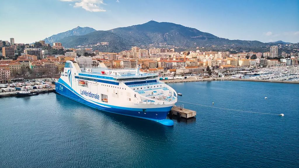 World's First Non-Polluting Ferry Sets Sail From Marseille, France