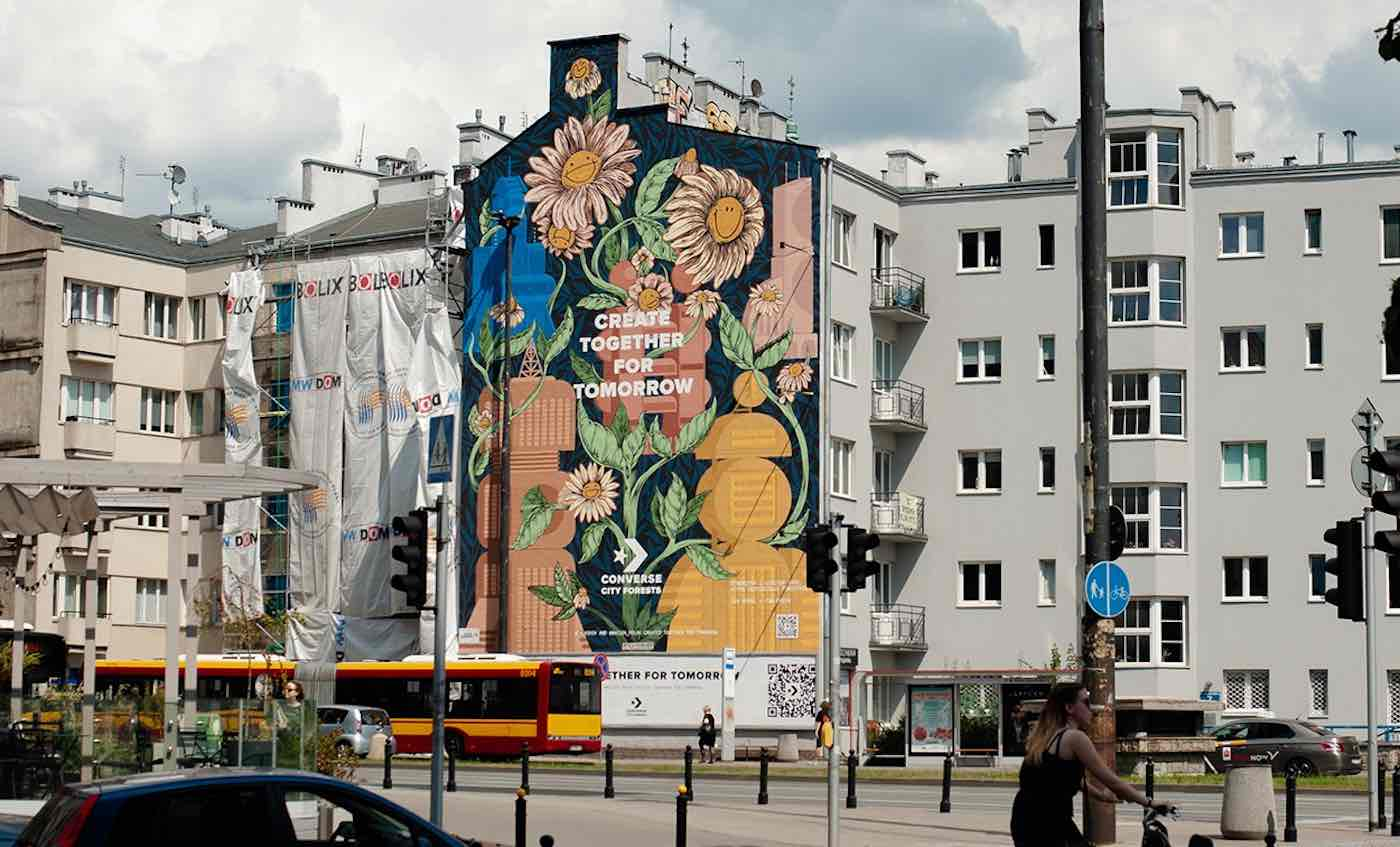 Beautiful Mural in Warsaw Eats Up Smog, Purifying The Air Equal to 720 Trees