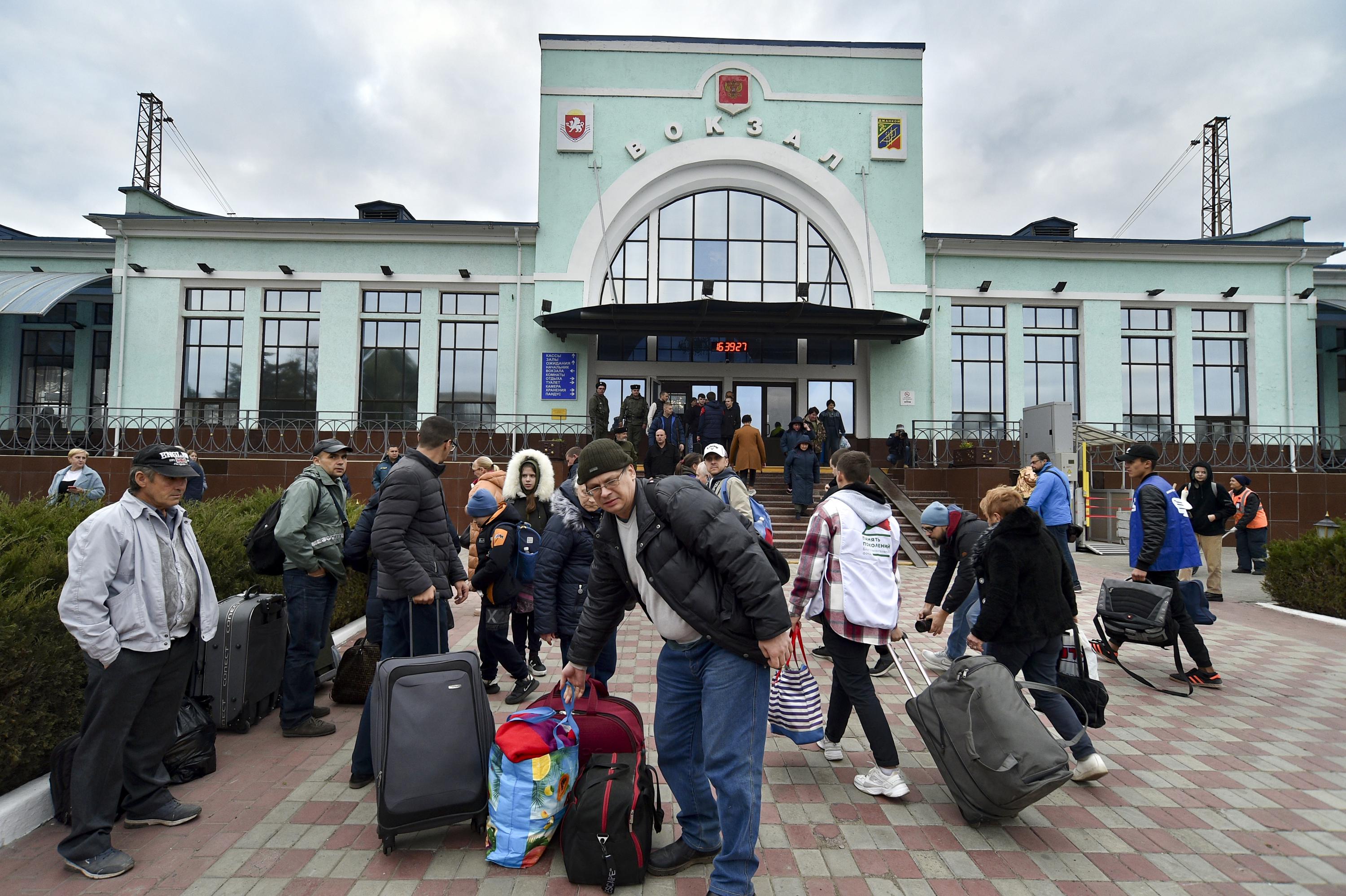 Russian-installed authorities order evacuation of Kherson