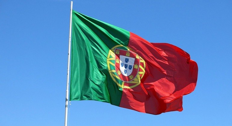 Novo visto de trabalho para brasileiros em Portugal entra em vigor neste domingo (30)