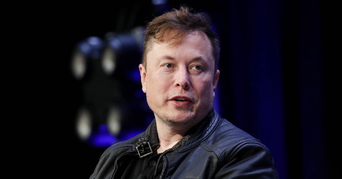 Elon Musk suggests banned people won’t be allowed back on Twitter for weeks