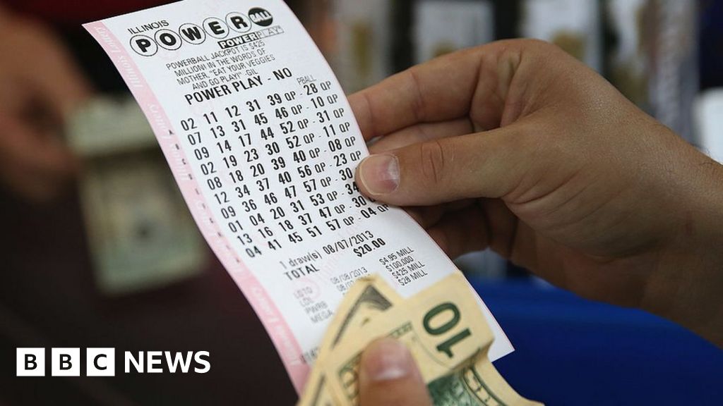 Powerball: Lotto fever grips US for $1.6bn world record prize
