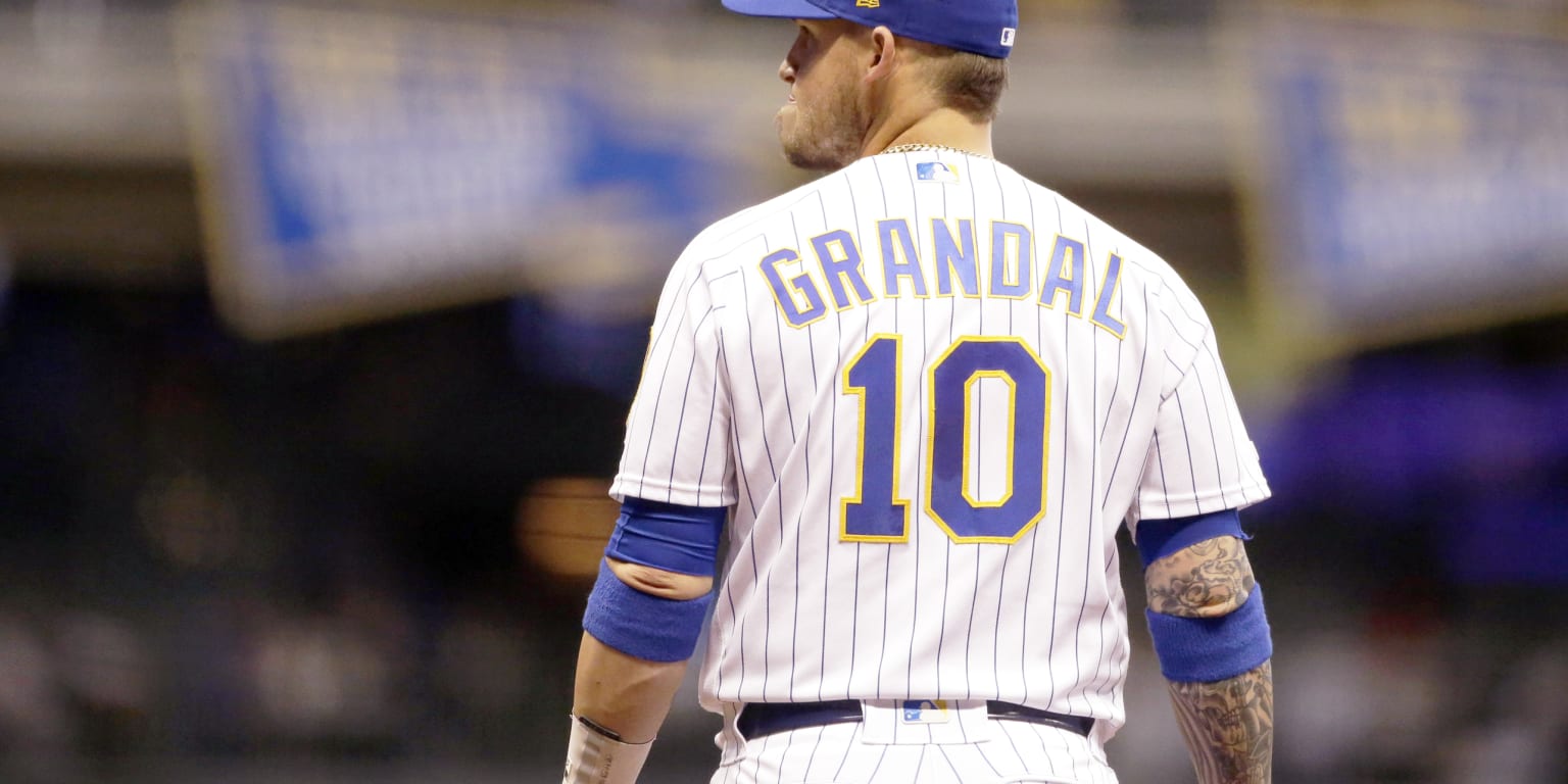 Grandal inks 4-year, $73M deal with White Sox