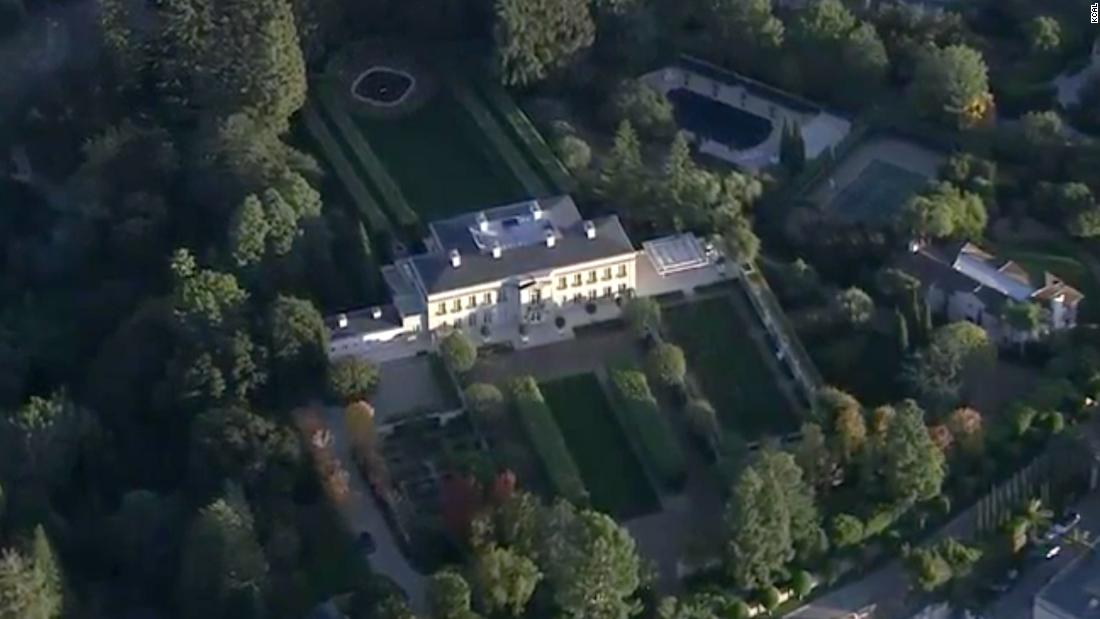 'Beverly Hillbillies' mansion sells for $150 million -- a new California record 