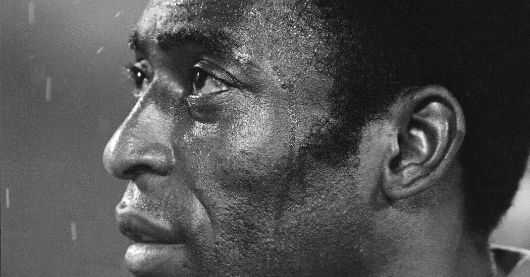 Pelé, the Global Face of Soccer, Dies at 82