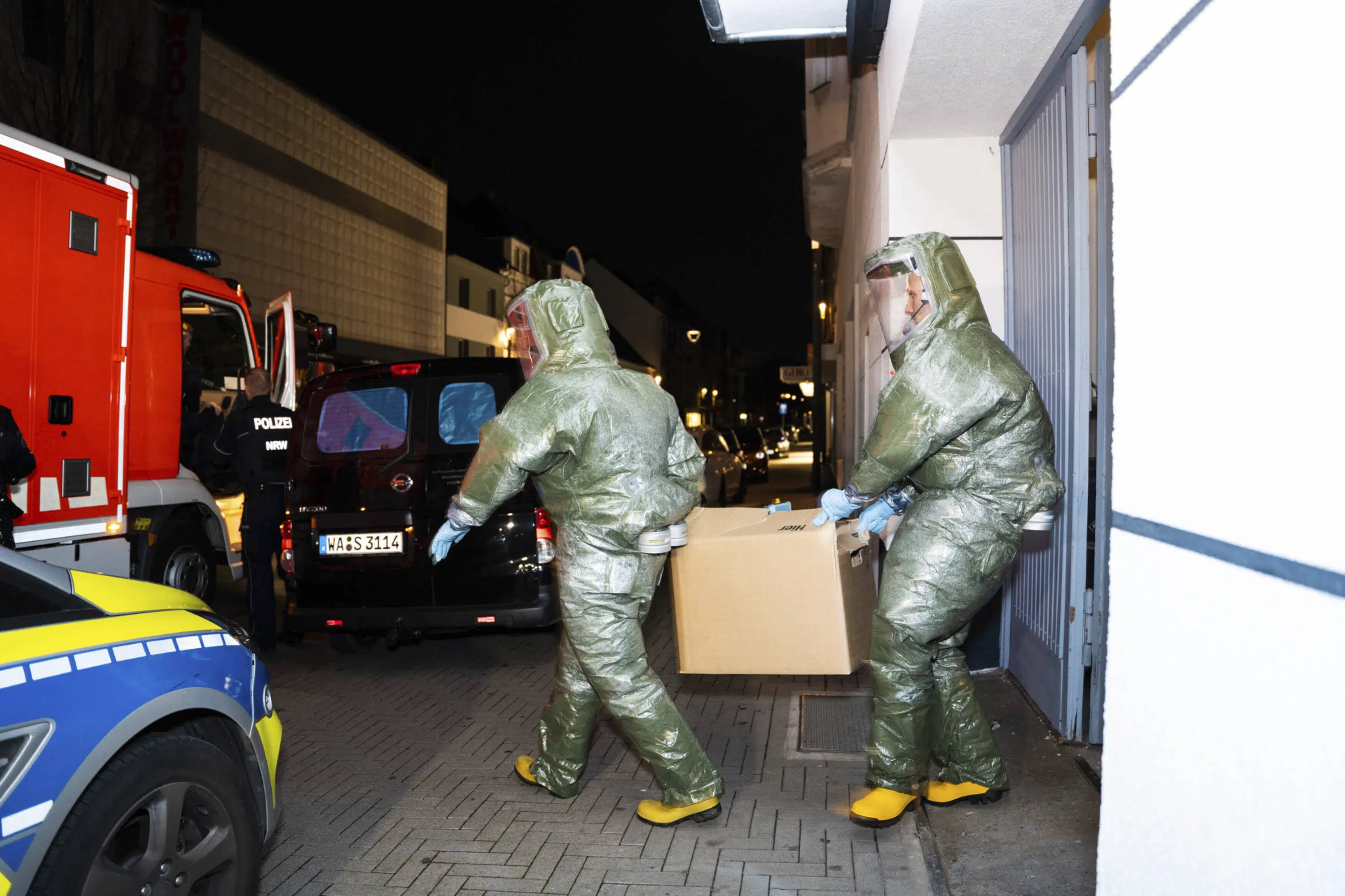 Germany garages searched in suspected chemical attack plot