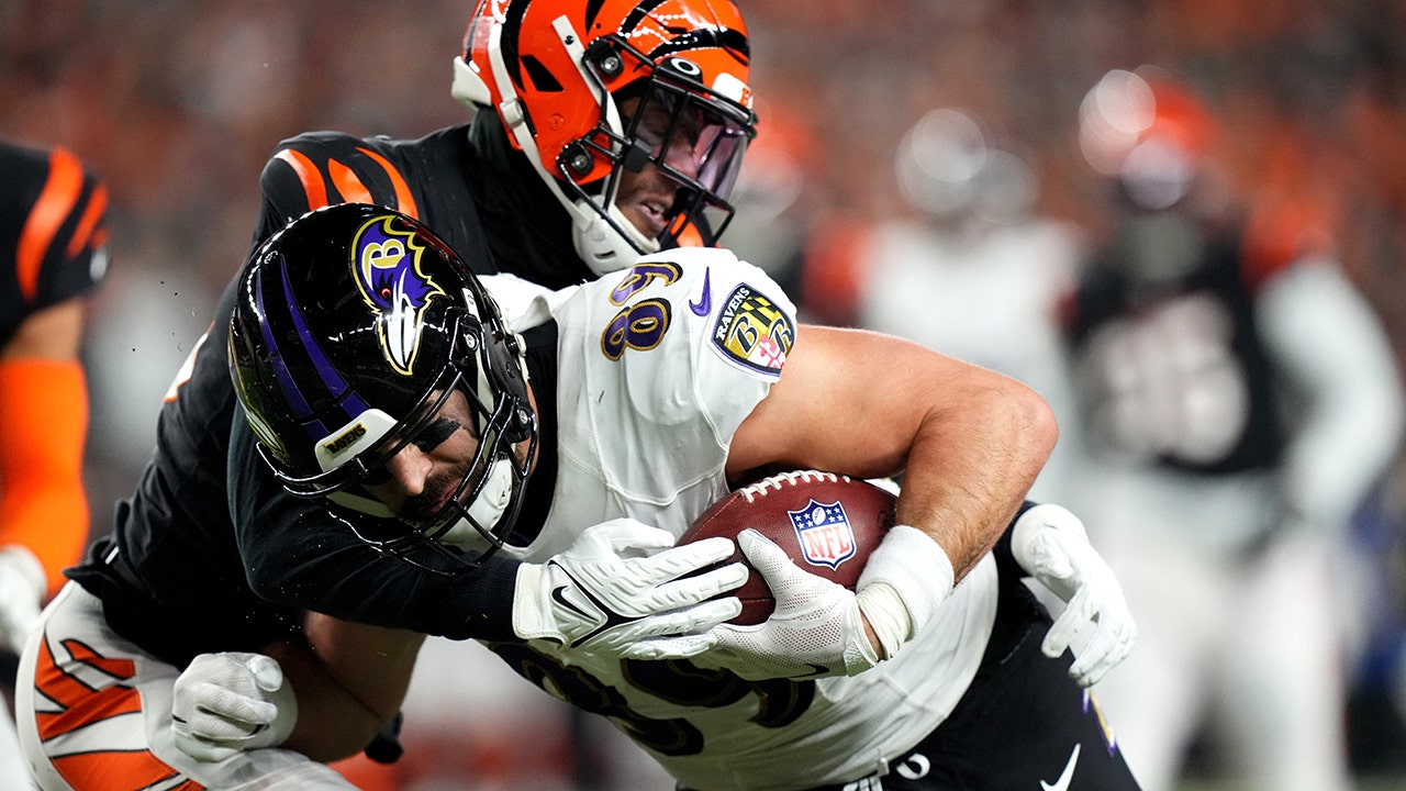 NFL fans wonder whether Bengals got away with penalty on historic Sam Hubbard touchdown