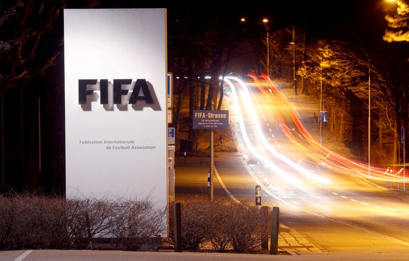 Ex-executivos da Fox conspiraram para subornar dirigentes da Fifa, diz testemunha de acusação - ISTOÉ DINHEIRO