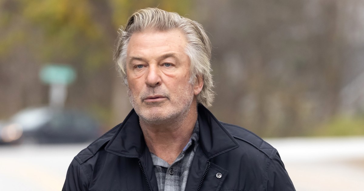 Alec Baldwin to be charged with manslaughter in fatal shooting on the set of 'Rust,' DA says