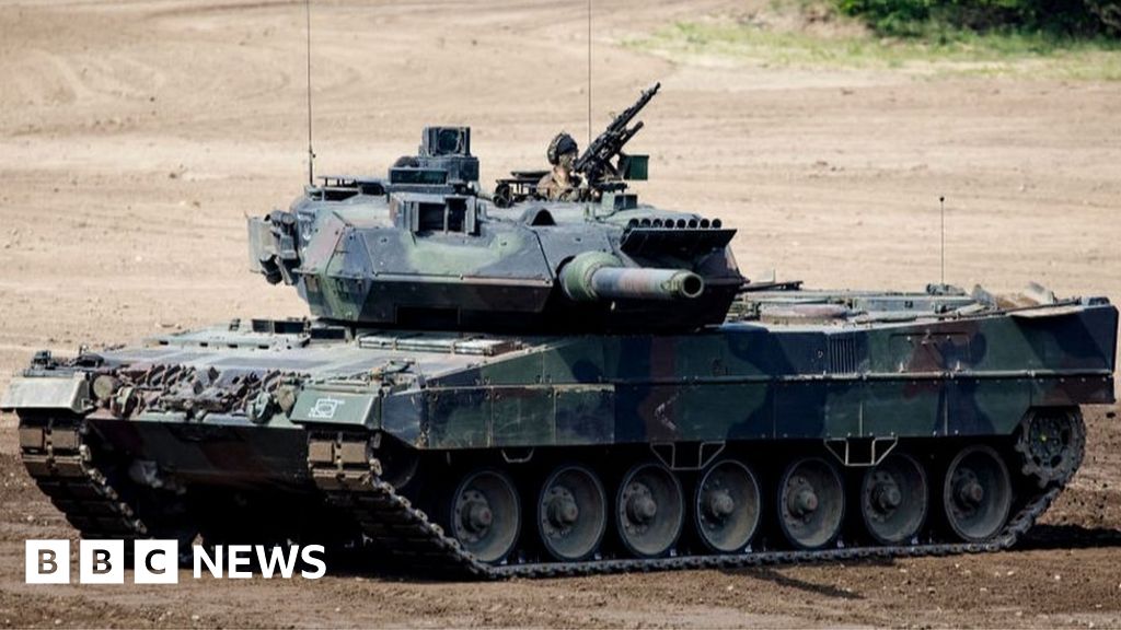 Ukraine war: 'Frank' talks as Ukraine pushes Germany for tanks