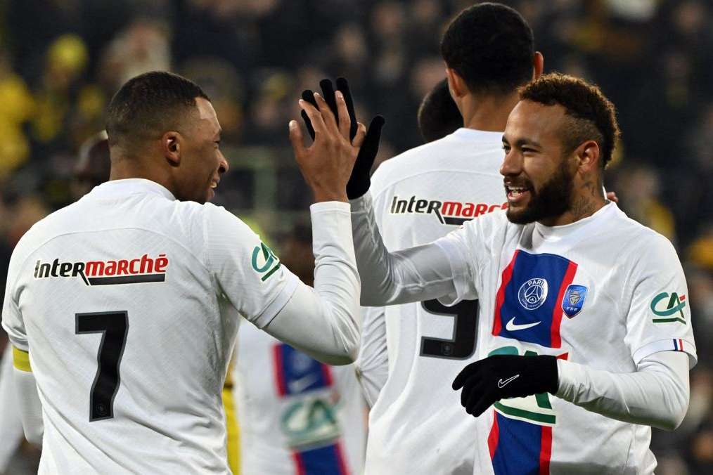 Mbappé faz cinco, Neymar se destaca e PSG arrasa time da 6ª divisão | O TEMPO