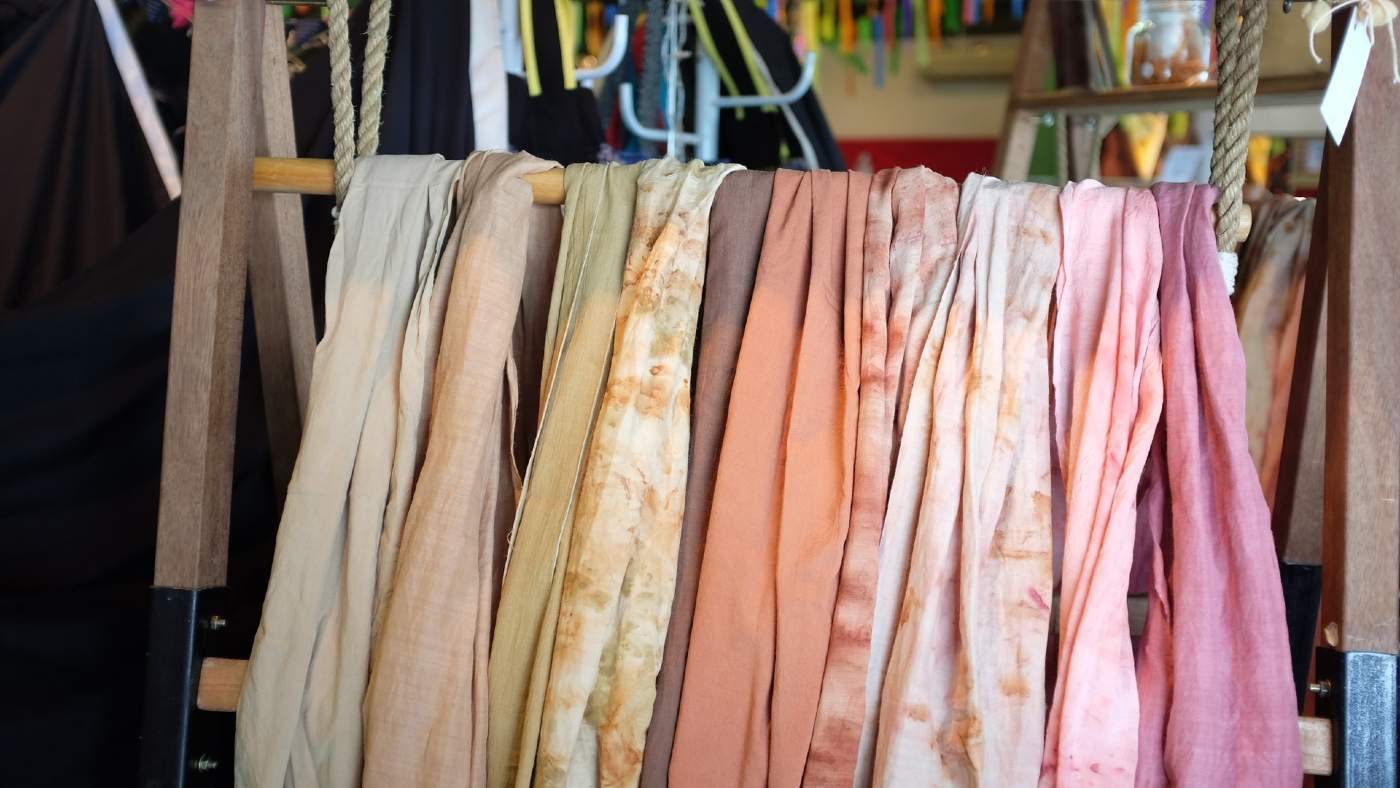 The Fashion Industry Has a Waste Problem: This Non-Profit With 2,000 Volunteers Is Helping Solve It