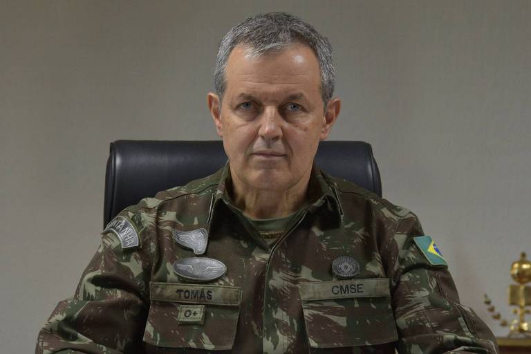 Comandante do Exército diz que investigações sobre militares vão avançar